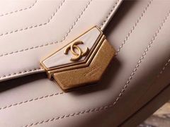 -CHANEL(恒隆广场店)