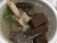 -翠山·映月湖景餐厅(映月湖公园店)