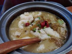 -周鱼小馆石锅酸菜鱼(活力汇店)