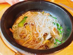 -勺子米线·云南传统小吃市集(四方街店)