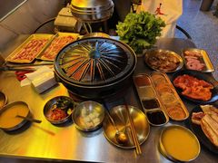 -胡悦里韩式烤肉(芝罘万达广场店)