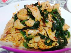 菠菜面筋-巴特餐饮6加1音乐餐吧·新疆菜