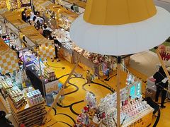 -LuOne凯德晶萃广场(徐家汇路店)
