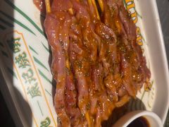 -威记烧嘢·南宁烧烤·超级生牛(绿地店)