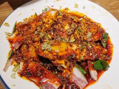 -有红鸡毛店·川菜(建设路店)