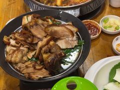 -喇喇排骨火锅·传统韩式脊骨汤(望京西园总店)