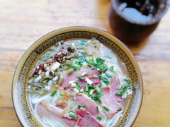 -肇兴特色牛肉粉