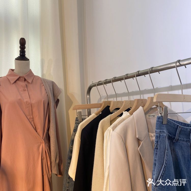 深圳探店｜龙岗预约制服装店