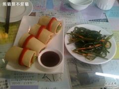 送的小菜加云中锦书-朵朵开素食餐厅(后宰门街店)