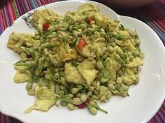 -香巴拉云南餐厅(华莱坞店)