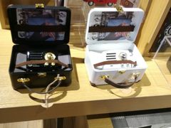 -九木杂物社(江宁金鹰店)
