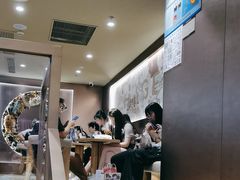 -霸王茶姬(上海恒基名人店)
