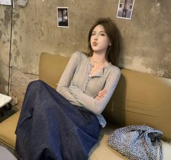 -BULB STUDIO 巴柏明星发型工作室