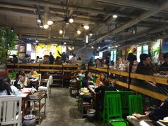 大堂-钢管厂歆瑞源油卤串串香(春熙路太古里店)