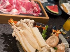 -湊湊火锅·茶憩(打浦桥日月光店)