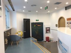 -龙格亲子游泳·水育早教中心(华亿大润发店)