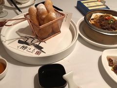 糖角-翡翠小城·海鲜豆捞·广式点心(老佛爷店)