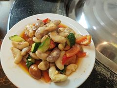 -铁锅炖灶台鱼老三炖鱼馆