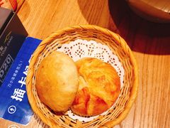 -刀小蛮半只鸡过桥米线(家乐福四元桥店)
