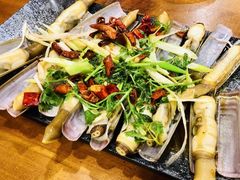 -老东镇啤酒屋海鲜加工·蒸汽海鲜·海鲜烧烤(台东店)