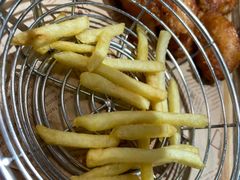 鸡翅薯条-叶派龙虾•招牌香辣蟹·海鲜(中海国际店)