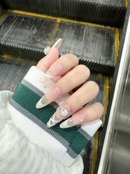 -荷茉里美甲美睫