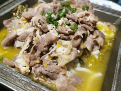 酸汤肥牛-外婆船宴餐厅·外婆喊你回家吃饭