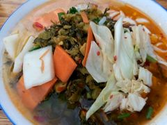 -巍山火巴肉饵丝(大理古城店)