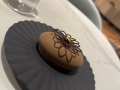 -潮一不贰·西式简餐·法式甜品(外滩店)