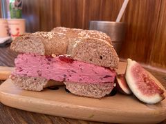 -Catch Bagel(芳草地店)