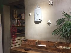 卡座-HIGH FIVE哈福手工汉堡(桂林路店)