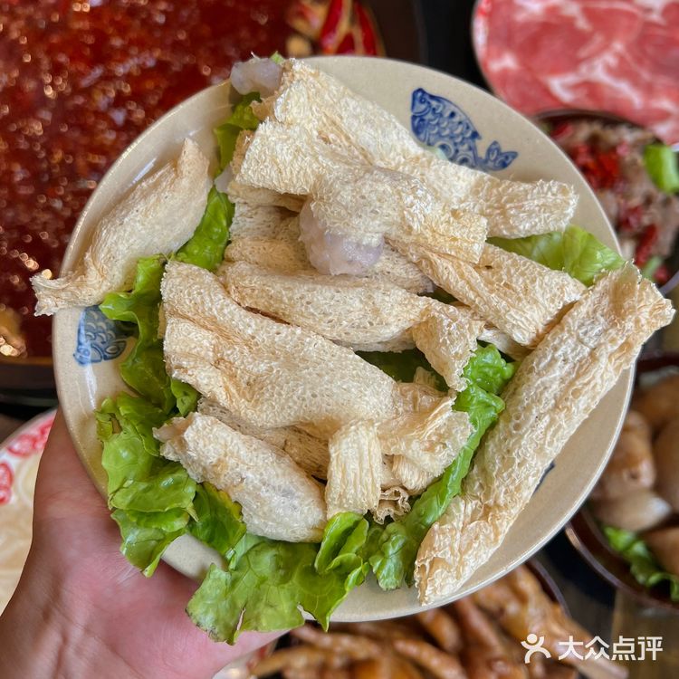 [惊恐]在成都！很少看到这么炸裂的…