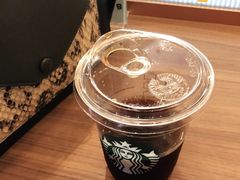 -星巴克臻选(上海虹桥新天地三店)