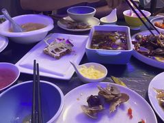 -忘忧草融合私房菜(红鼎国际店)