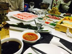 -胡记饭店(保工街店)