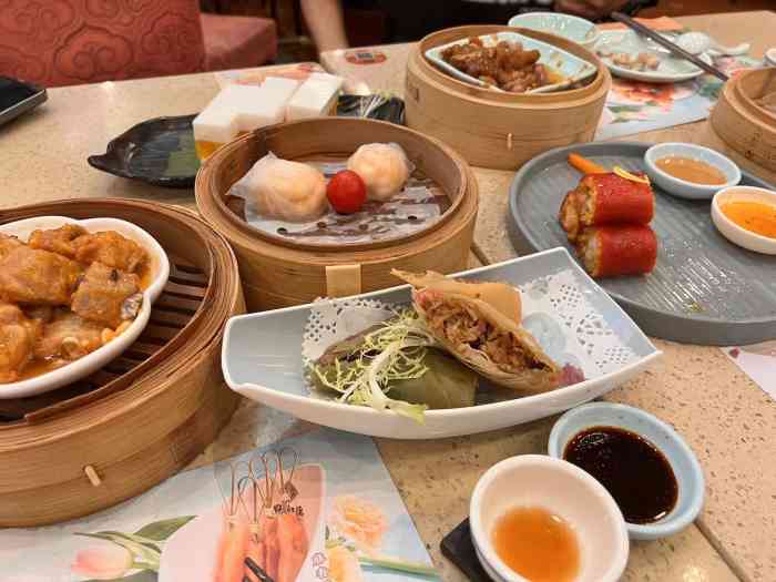 点都德(喜粤楼店)-"味道不错…环境也可以…最近要冇人吃烟空气.