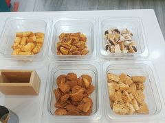 -酥大興·新国潮糕点配茶饮(龙岗万达黑金店)