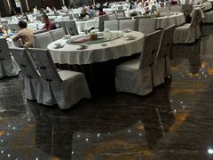 -东豪园林海鲜酒家(南港路辅路店)