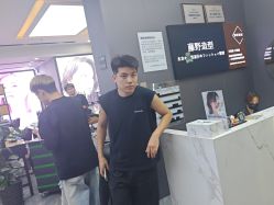 -藤野造型烫染·漂发