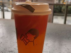 -喜茶(上海打浦桥日月光gelato lab+店)