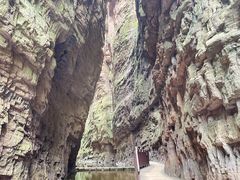 -龙潭大峡谷