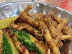 干锅姜辣凤爪-江城燕子大排档(江汉路步行街店)