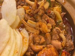 -沙胆彪炭炉牛杂煲(上海日月光广场店)