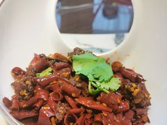 -有红鸡毛店·川菜(建设路店)