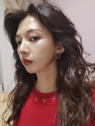 -镁连社·美联社
