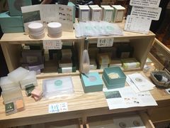 -猫的天空之城概念书店(杭州南宋御街店)