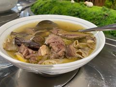 -汤锅大王(新平曹苏黄牛汤锅有限公司)