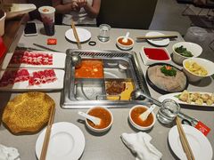 -海底捞火锅(宝龙广场夜宵主题店)