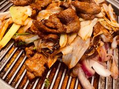 经典葱爆小羔羊肉-悦融·京鲁菜·露台花园(安定门店)