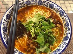 -弘安丽水温泉酒店